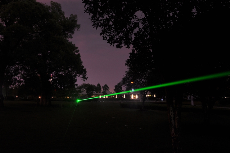 laser vert puissant 