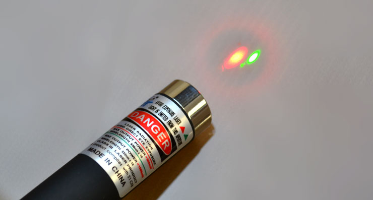 pointeur laser rouge