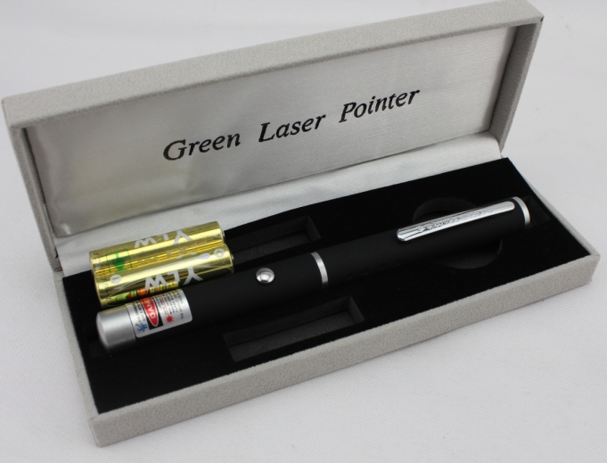 pointeur laser rouge 