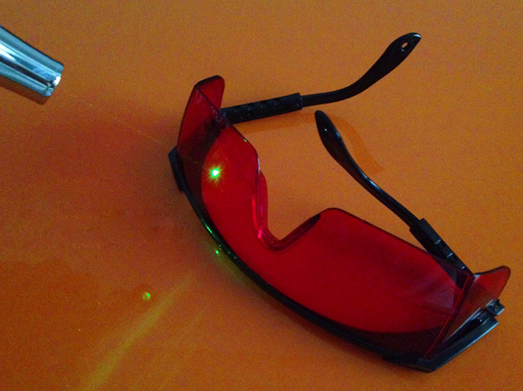 lunette de protection laser