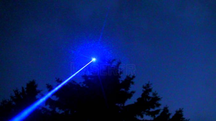 laser 10000mw tres puissant