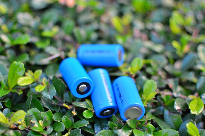 pile rechargeable 16340 700mah
