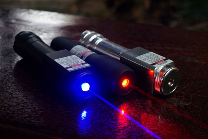 4500mW puissant pointeur laser vert